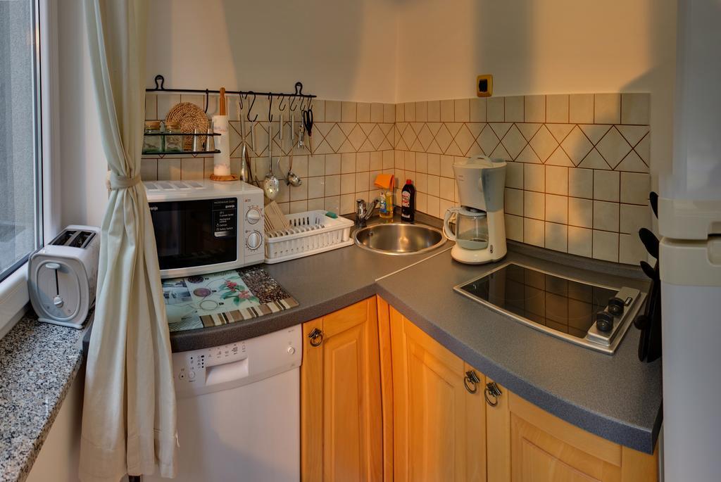 Vis A Vis Apartments Башка Номер фото